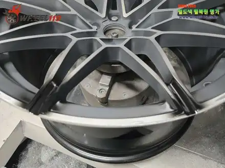 BMW M4 휠 복원 전문 휠119 / 서울 강남 시공 사진