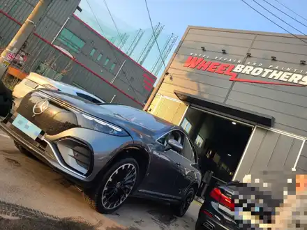 오산,동탄,수원 /  22인치 휠 복원 및 휠 도색(휠수리) / 벤츠 / EQS SUV 580 시공 사진