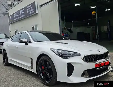 [WHEEL PRO SHOP][휠프로샵]스팅어 휠 도색/울산 휠 도색/휠 분체도장/휠 도색 맛집/휠도색/울산휠/울산 휠수리/울산 휠/울산 휠복원 / 울산 북구, 경남 시공 사진
