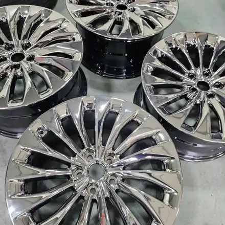 [WHEEL PRO SHOP][휠프로샵]제네시스 EQ900 휠 도색/울산 휠 도색/휠 분체도장/휠 도색 맛집/휠도색/울산휠/울산 휠수리/울산 휠/울산 휠복원 / 울산 북구, 경남 시공 사진