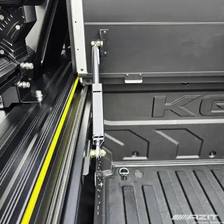 KGM 무쏘EV 적재함에 한미 렉스4단폴딩커버와 시스템 렉 롤바를 장착 튜닝해 드렸습니다. / 용인시 기흥구 시공 사진