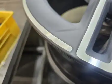 대전 세종 청주 휠복원 메르세데스 벤츠 GLC 300 e 19인치 다이아몬드 컷팅휠 복원 / 대전, 신탄진, 세종 시공 사진