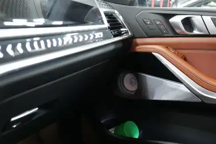 BMW X7 LCI / F07 - 포칼 es100K, 글라덴바닥우퍼 장착 / 회오리 스피커 커버 장착 / 수원, 광교, 동탄 시공 사진