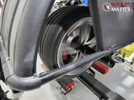 벤츠 A45AMG 포트홀 사고로 인한 휠수리 / 벤츠 휠복원 / 파주,일산 시공 사진