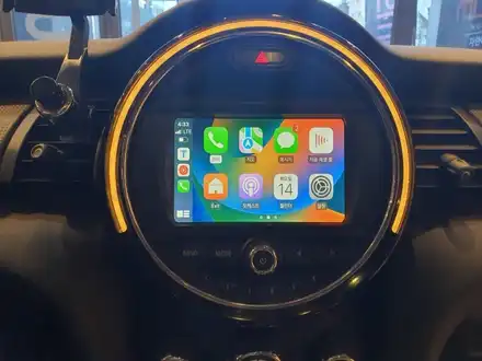 부산 BMW F56 미니 무선 카플레이 안드로이드 오토 모듈 시공으로 편하게 운전하기! / 부산 동래, 양산 시공 사진