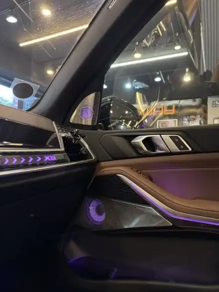 BMW X5 회오리스피커 bower&wilkins풀세트로 차량업그레이드 / 부산 동래, 양산 시공 사진