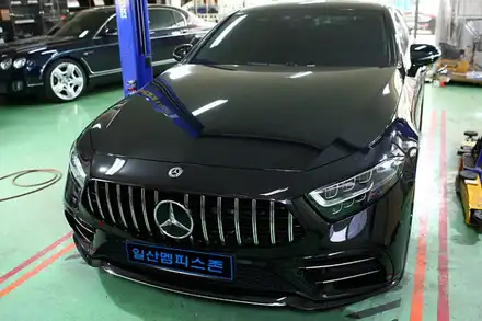 [벤츠] CLS300d (C257) 우레탄 캘리퍼도색 - 세라믹 오렌지 - 일산멤피스존 - 서울 경기 일산 파주 운정 브레이크 캘리퍼도색 드레스업 튜닝 복원 잘하는곳 비용 / 파주 운정로 시공 사진
