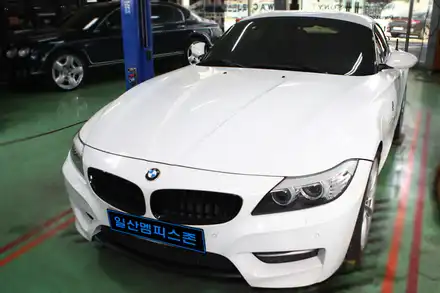 [BMW] Z4 E89 캘리퍼도색 - 커스텀 스카이블루 - 일산멤피스존 - 서울 경기 일산 파주 운정 브레이크 캘리퍼도색 드레스업 튜닝 복원 잘하는곳 비용 / 파주 운정로 시공 사진