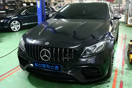 [벤츠] AMG E63(W213) 캘리퍼도색 - 일산멤피스존 - 일산 파주 운정 캘리퍼도색 잘하는곳&비용 드레스업 튜닝 / 파주 운정로 시공 사진