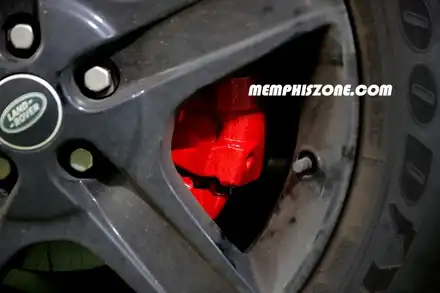 [랜드로버] 디펜더 브레이크 캘리퍼도색 / 비용 - 익스트림 레드 - 일산 멤피스존 드레스업 튜닝 파주 운정 / 경기 파주 시공 사진