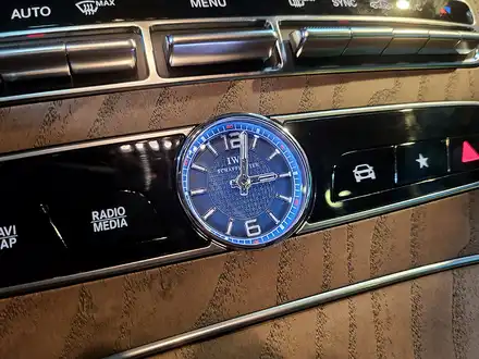 W213 E클래스 페리 IWC 청판 아날로그시계 트림 교체 없이 장착하기 / 대구 구미 시공 사진
