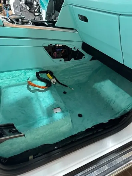 지바겐 실내 전체 티파니 염색 가죽교체 / 광진, 건대, 뚝섬