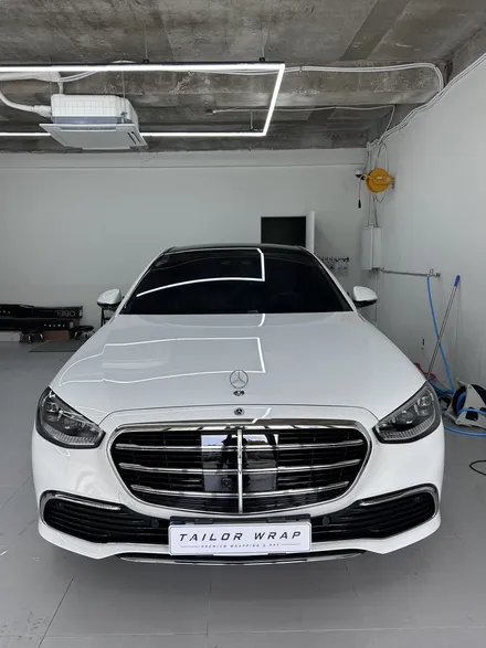 벤츠 s 350d 전체 랩핑 화이트에서 블랙 랩핑 / 광진, 건대, 뚝섬