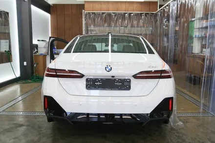 울산썬팅, BMW 5시리즈 520i M스포츠패키지(G60) 후퍼옵틱 프나세 썬팅 [ 루시드커스텀]