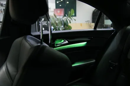 울산 벤츠 엠비언트 [ 벤츠 CLS W218 가변 멀티컬러 엠비언트 및 뱅앤올룹슨트위터 ]