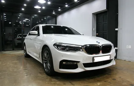 울산 BMW 5시리즈 G30 , 신차패키지 ( 썬팅 / 블랙박스 / 유리막코팅 / 보조배터리 / 젠틀맨 워크인 / )