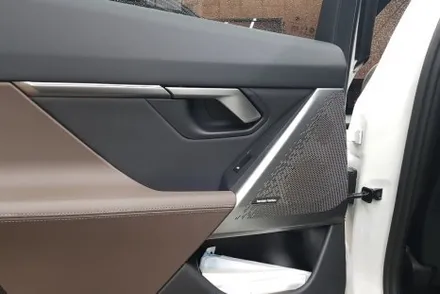 울산 BMW 회오리 스피커 엠비언트 [ BMW 520i G60 ]