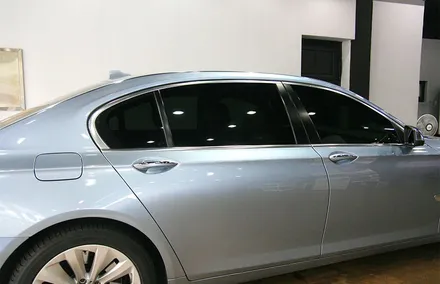 울산썬팅 / BMW 7시리즈 750Li 루마열차단썬팅 + 광각미러 + 컴포트엑세스 시공입니다.[수입차 전문점 루시드커스텀]