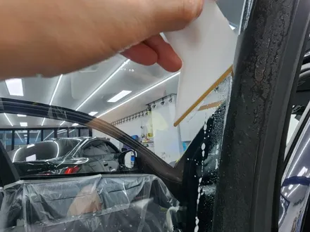 BMW 520i(G60) 8세대 카본블랙 솔라가드 퀀텀 농도 컬러감 반사필름의 정석!