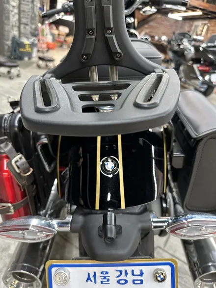 [용인,수원] 블랙 BMW R18에 금색으로 데칼 라인랩핑 포인트 얹어주기 / 경기 화성