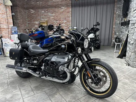 [용인,수원] 블랙 BMW R18에 금색으로 데칼 라인랩핑 포인트 얹어주기 / 경기 화성