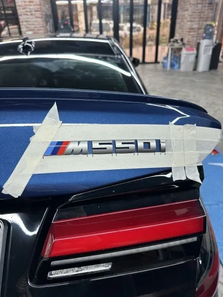 동탄랩핑 BMW M550I 블랙포스 등장 고광택블랙으로 랩핑하기 / 경기 화성