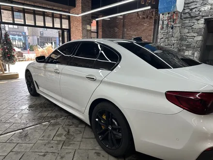 수원랩핑 BMW 5시리즈 원색으로 다시 되돌리기 랩핑제거 작업 / 경기 화성