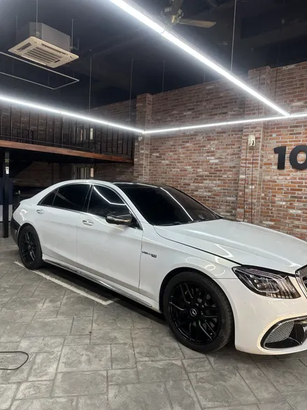 오산랩핑 벤츠S63 AMG 초크그레이 전체랩핑 시공 카본크롬죽이기까지 시공진행 / 경기 화성