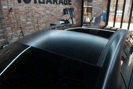 유광→무광 Benz CLA 45 AMG 사틴 블랙 전체랩핑, 윈도우 몰딩 크롬 딜리트 시공 / 경기 화성