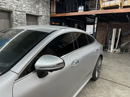 벤츠 AMG GT43 은색에서 고광택필름 화이트로 랩핑하기 용인랩핑 수원랩핑 크롬죽이기와 블랙PPF시공 / 경기 화성