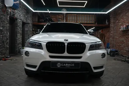 오산 랩핑 101게라지 X3 전체 사틴화이트펄 휠 엠블럼까지 크롬죽이기 / 경기 화성