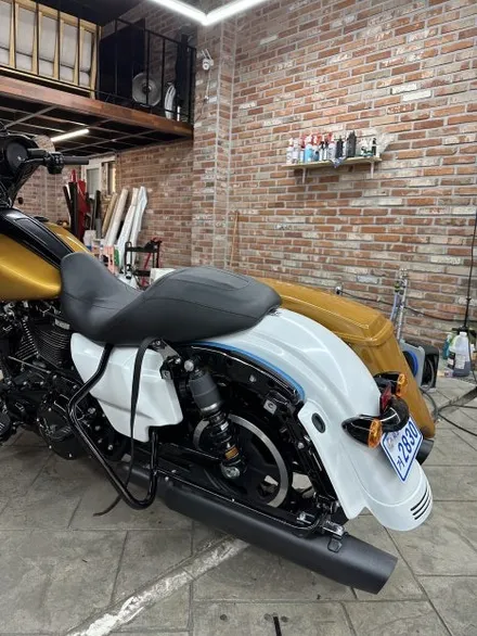 용인 할리데이비슨 스트리트글라이드 신차출고후 바로 랩핑으로 옷입히기 / 경기 화성