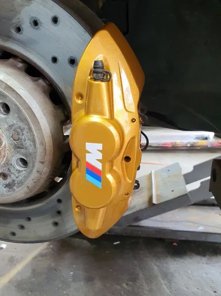 BMW M4차량 캘리퍼 우레탄도색 로즈골드 색상 / 안성, 평택, 오산