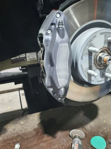 테슬라 모델X 캘리퍼 도색 안성 공도에서 라임색상으로. / 안성, 평택, 오산