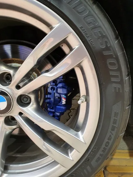 bmw f30 3시리즈 캘리퍼 도색 / 안성, 평택, 오산