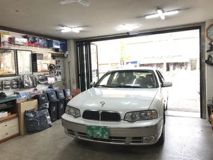 SM 525V 성북구 썬팅 오로라 레인보우 V70, i55 뒷유리 기포 재 시공 이야기 :-)