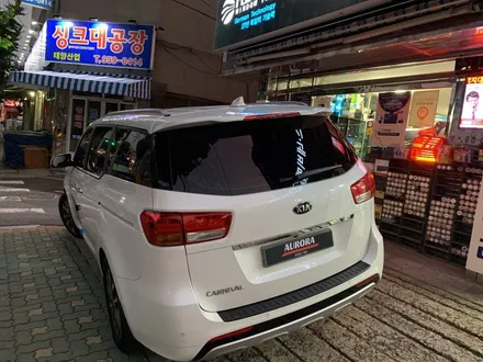 기아 올 뉴 카니발 성북구 석관동 썬팅 오로라 레인보우 i55 전체 재 시공 이야기 :-)