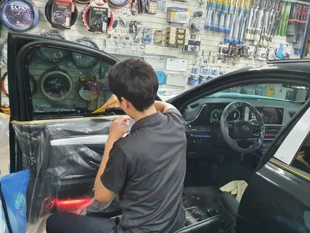 2020 더 뉴 그랜저 레인보우 V70 프리미엄썬팅 노원구 성북구 동대문구 오로라자동차용품  신차패키지,신차검수는 오로라자동차용품 :ㅇ