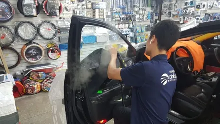 현대 그랜저HG 성북구 장위동 썬팅 오로라 레인보우 i55 전체 재 시공 열선제거도 걱정없는 이야기 :ㅇ
