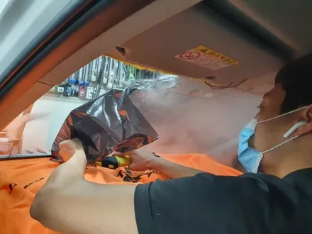 기아 모닝 노원구 성북구 동대문구 썬팅 오로라자동차용품 레인보우 V70 전면 완벽 재시공 이야기:-)