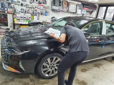 2020 더 뉴 그랜저 레인보우 V70 프리미엄썬팅 노원구 성북구 동대문구 오로라자동차용품  신차패키지,신차검수는 오로라자동차용품 :ㅇ