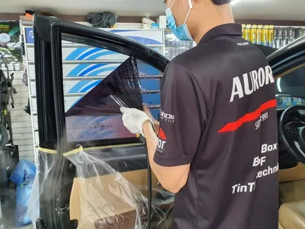 카니발 하이리무진 재시공 썬팅은 동대문구 노원구 성북구 석관동 오로라자동차용품 레인보우 V70 전체 재 시공 열선 완벽시공 이야기 :-)