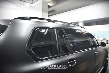 BMW G07 X7 : 3M 사틴블랙 전체랩핑, 유광블랙 크롬죽이기 랩핑 / 하남랩핑, 하남PPF 시공전문 블랙라벨 / 하남 초일동