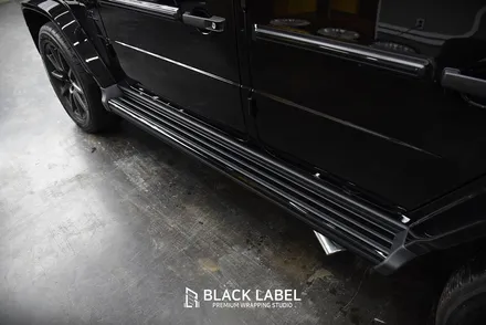 벤츠 G63 AMG(G바겐)  블랙 엠블럼, 헤드라이트와 앞휀더 턴시그널 교체 및 스페어 커버 크롬죽이기, 사이드스텝 크롬죽이기 / 하남랩핑, 하남PPF 시공전문점 블랙라벨 / 하남 초일동