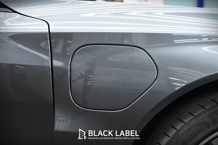 아우디 이트론 GT (e-tron GT) 그릴 도색 및 PPF 시공과 블랙 엠블럼 교체, 룸미러형 블랙박스 장착 / 하남 PPF 시공은 블랙라벨에서 / 하남 초일동