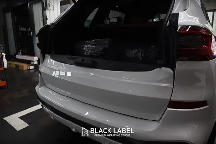 2022 BMW G05 X5 30d : 본넷PPF, 생활보호PPF, 크롬죽이기, 사이드미러 랩핑 시공 / 하남PPF, 하남랩핑 시공전문 블랙라벨 / 하남 초일동