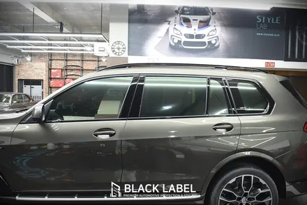 BMW X7 LCI 신차 PPF와 크롬죽이기, 블랙그릴 및 레터링 교체, 50주년 엠블럼 / 하남PPF 시공전문 블랙라벨 입니다. / 하남 초일동