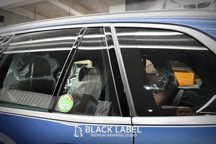 BMW X5 필요한 부위에만 쏙쏙~ PPF 시공으로 편안한 관리를 해보세요. 본넷, 실내, 전면 하이그로시, 생활보호패키지, 도어스텝 PPF 시공. 하남PPF 블랙라벨. / 하남 초일동
