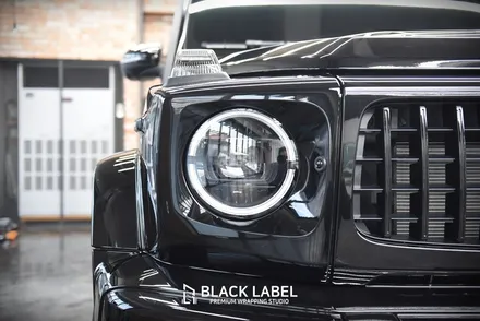 벤츠 G63 AMG(G바겐)  블랙 엠블럼, 헤드라이트와 앞휀더 턴시그널 교체 및 스페어 커버 크롬죽이기, 사이드스텝 크롬죽이기 / 하남랩핑, 하남PPF 시공전문점 블랙라벨 / 하남 초일동