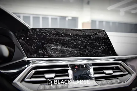 BMW X5 필요한 부위에만 쏙쏙~ PPF 시공으로 편안한 관리를 해보세요. 본넷, 실내, 전면 하이그로시, 생활보호패키지, 도어스텝 PPF 시공. 하남PPF 블랙라벨. / 하남 초일동